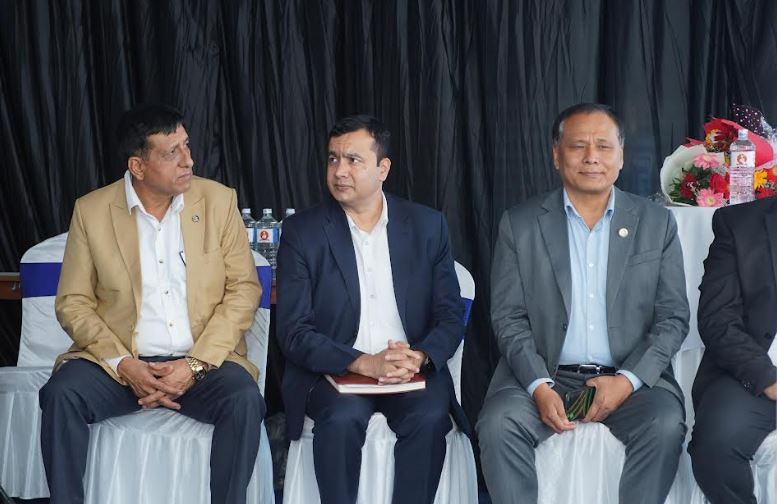 चार्जिङ स्टेशन उद्घाटन गर्दै कुलमानले भने, यो एउटा लगानीको राम्रो क्षेत्र हो यसले धेरै रोजगारी सृजना गर्न सकिन्छ  : कुलमान घिसिङ